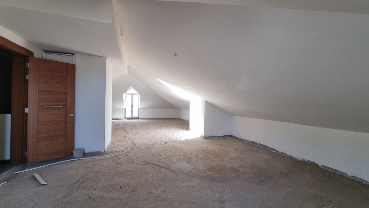 GMC248MAN Duplex for sale in Mazraat Yachouh - دوبلكس للبيع