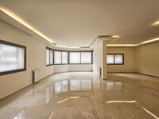 GMC138LG Apartment for sale in Achrafieh - شقة للبيع في الأشرفية