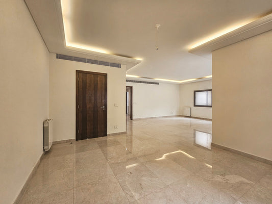 GMC138LG Apartment for sale in Achrafieh - شقة للبيع في الأشرفية