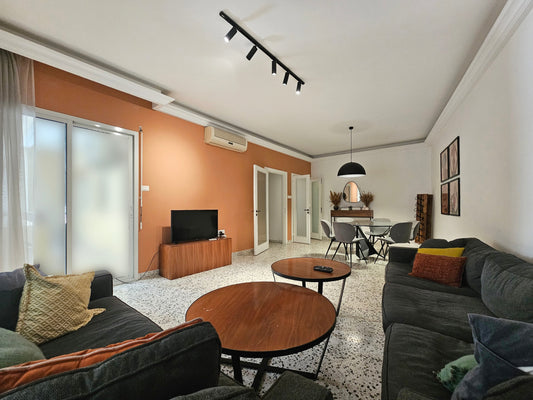 GMC140LG Apartment for rent in Achrafieh - شقة للإيجار في الأشرفية