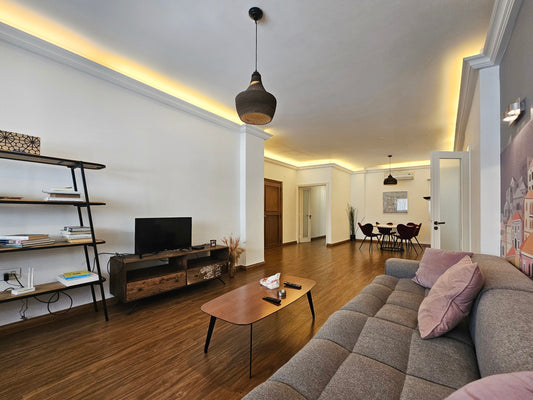 GMC141LG Apartment for rent in Achrafieh - شقة للإيجار في الأشرفية