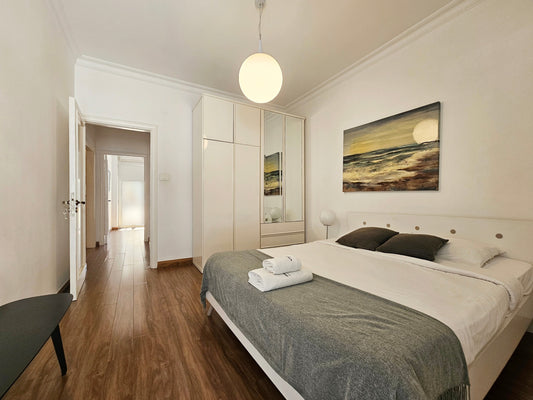 GMC141LG Apartment for rent in Achrafieh - شقة للإيجار في الأشرفية