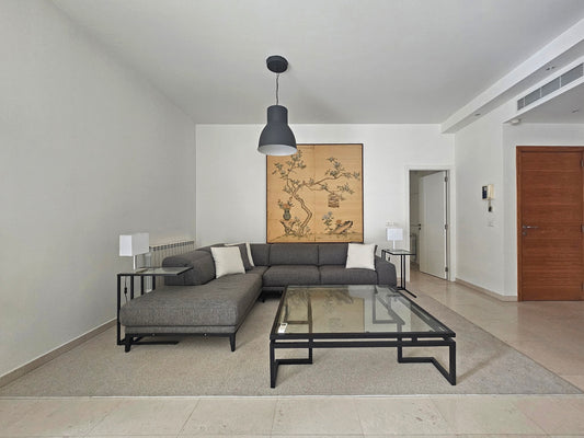 GMC144LG Apartment for rent in Achrafieh - شقة للإيجار في الأشرفية