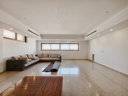 GMC147LG Apartment for rent in Achrafieh - شقة للإيجار في الأشرفية