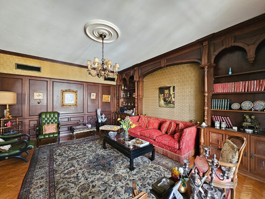 GMC150LG Apartment for sale in Achrafieh - شقة للبيع في الأشرفية