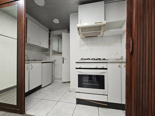 GMC152LG Shop for rent in Achrafieh - محل للإيجار في الأشرفية