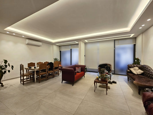 GMC153LG Apartment for sale in Achrafieh - شقة للبيع في الأشرفية