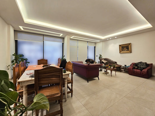 GMC153LG Apartment for sale in Achrafieh - شقة للبيع في الأشرفية