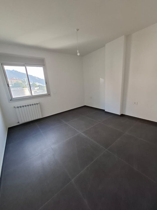 GMK141NE - Apartment For Sale In Kfarhbab - شقة للبيع في كفرحباب