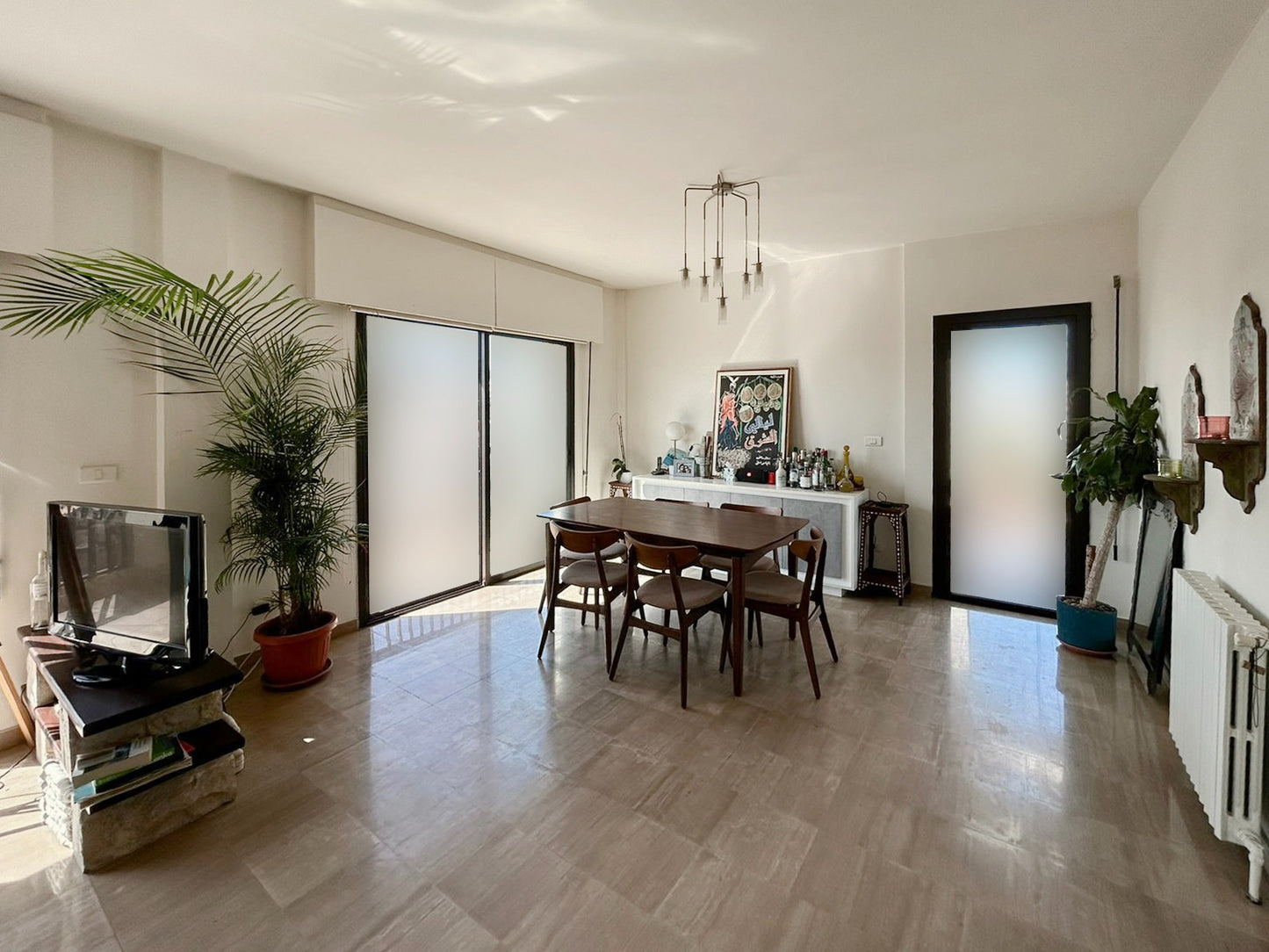 GMC156LG Apartment for rent in Achrafieh - شقة للإيجار في الأشرفية