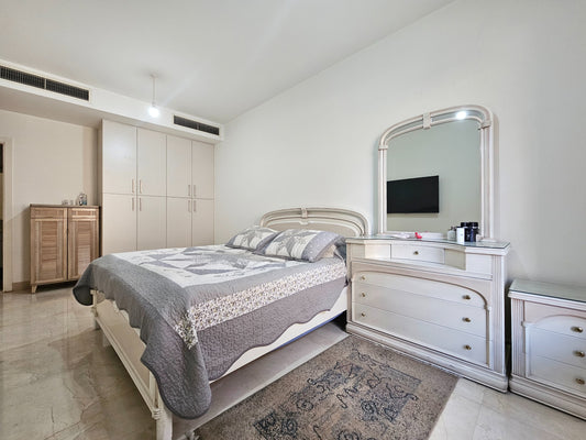 GMC159LG Apartment for sale in Achrafieh - شقة للبيع في الأشرفية