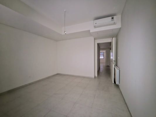 GMC162LG Apartment for sale in Achrafieh - شقة للبيع في الأشرفية