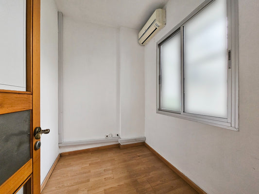 GMC169LG Office for rent in Achrafieh - مكتب للإيجار في الأشرفية