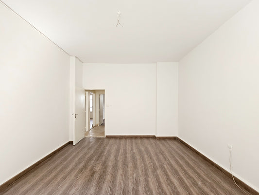 GMC171LG Apartment for rent in Sioufi - شقة للإيجار في السيوفي