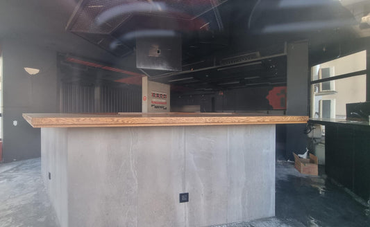 GMC280MAN Restaurant for rent in Cornet Chahwan - مطعم للإيجار