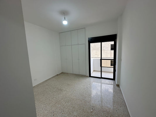 GMK251SS - Apartment For Sale In Zouk Mosbeh - شقة للبيع في زوق مصبح