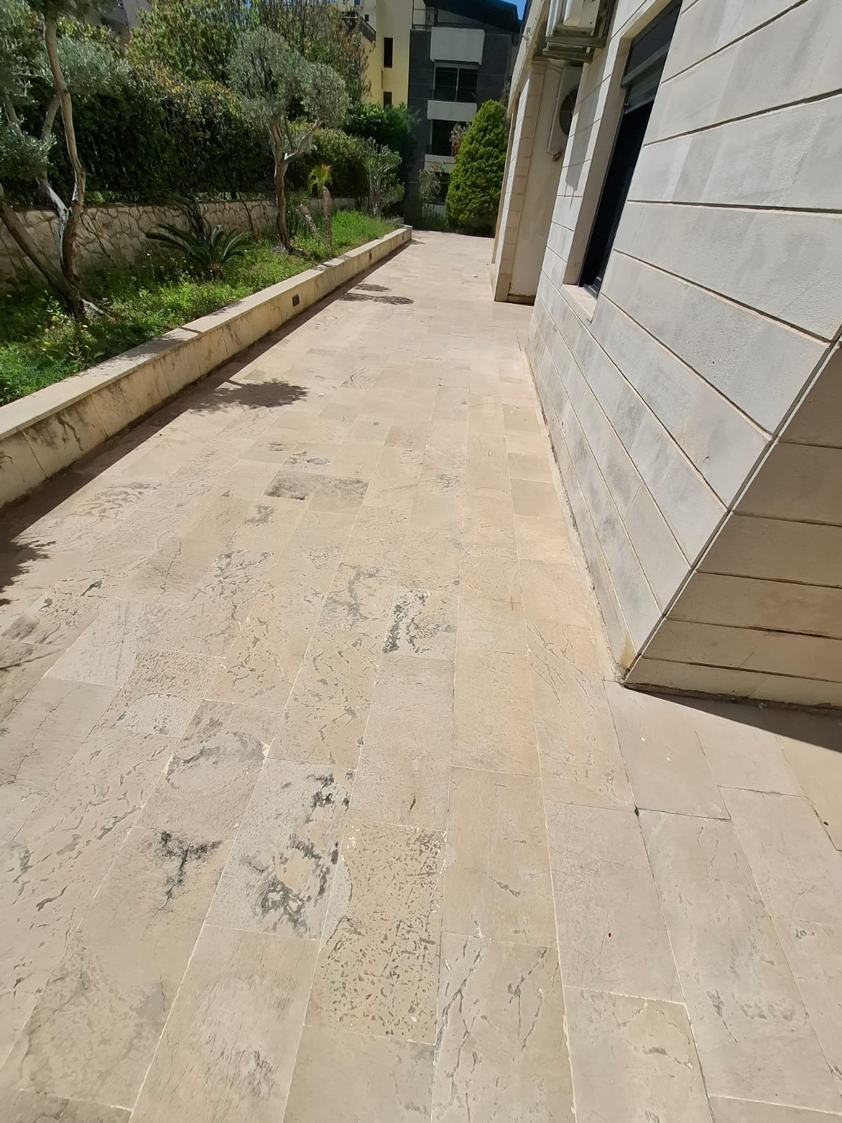 GMK147NE - Apartment For Sale In Kfarhbab - شقة للبيع في كفرحباب