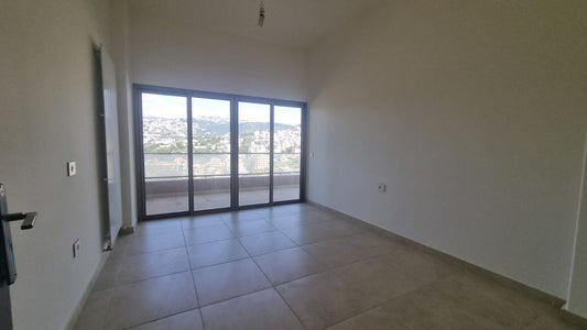 GMC282MAN Apartment for sale in Mazraat Yachouh - شقة للبيع