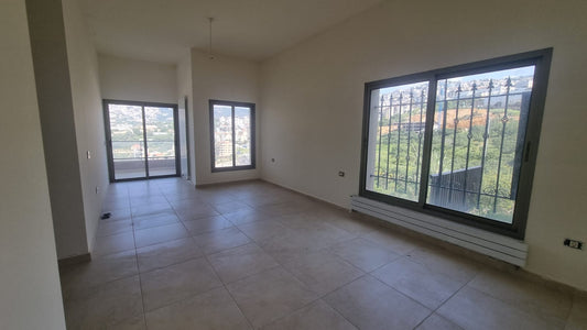 GMC282MAN Apartment for sale in Mazraat Yachouh - شقة للبيع